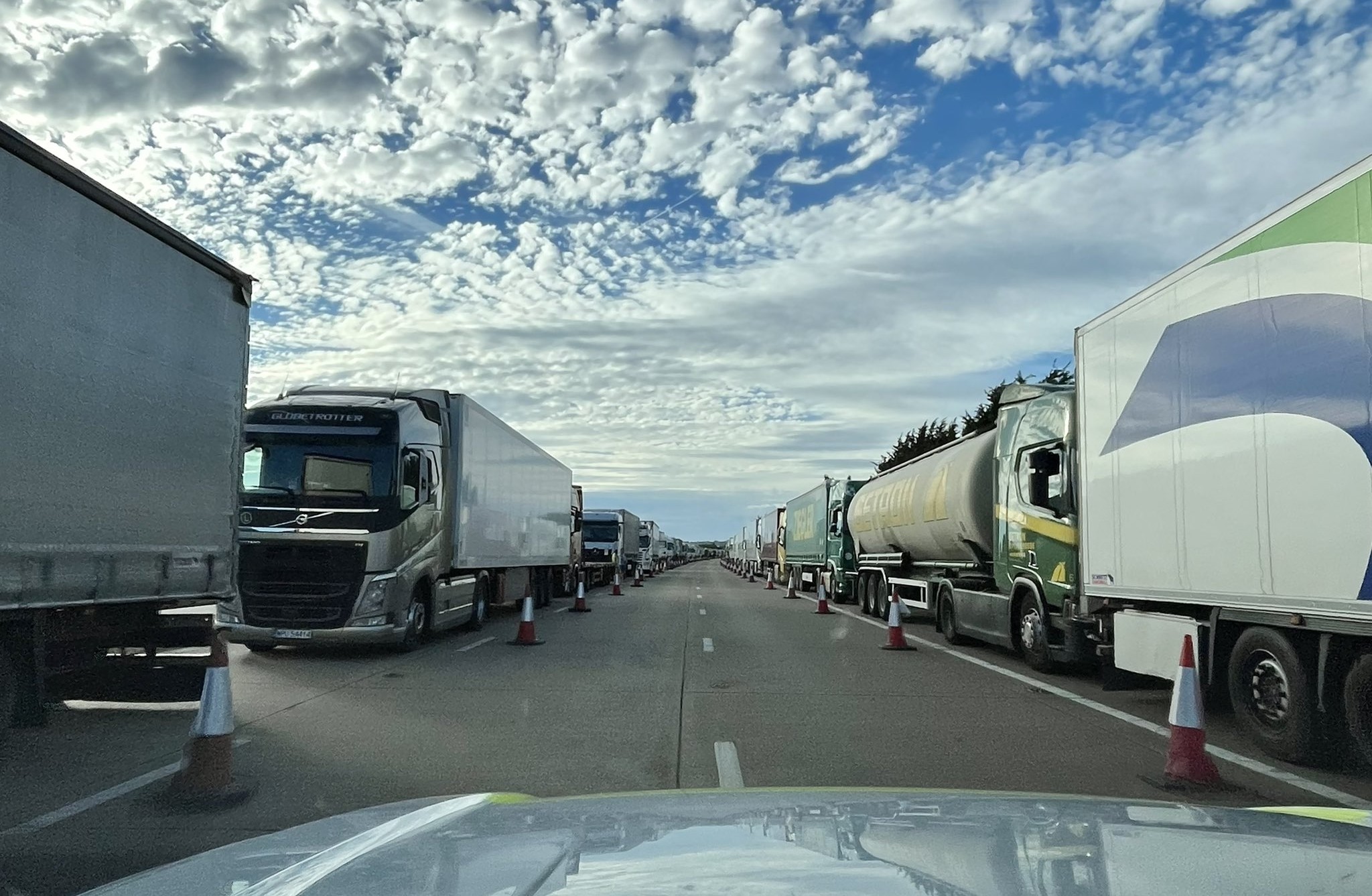 Marea Britanie: Blocajele din zona Kent continuă