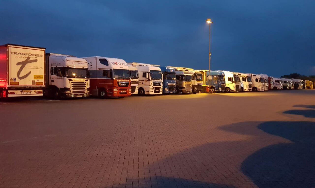 Europoje statoma viena didžiausių sunkvežimių stovėjimo aikštelių