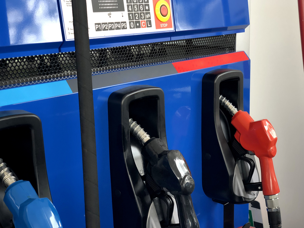 Sute de benzinării din Ungaria se vor închide pentru două zile pe fondul lipsei de carburanți