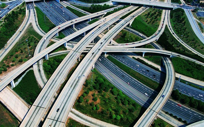 CE vrea să schimbe configurația coridoarelor europene de transport