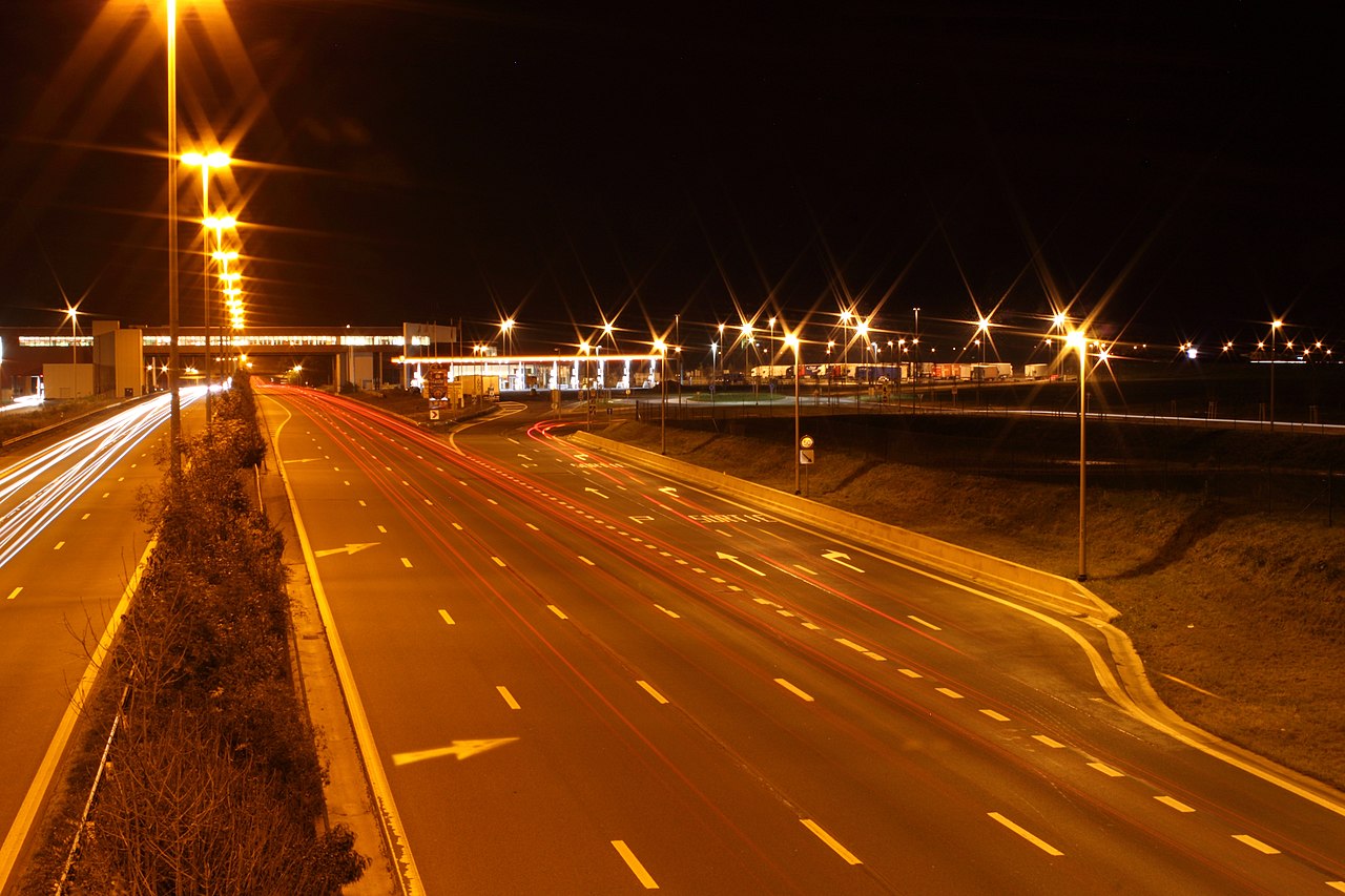 Kryzys energetyczny dotknął belgijskie autostrady. Zobacz, na czym będą oszczędzać